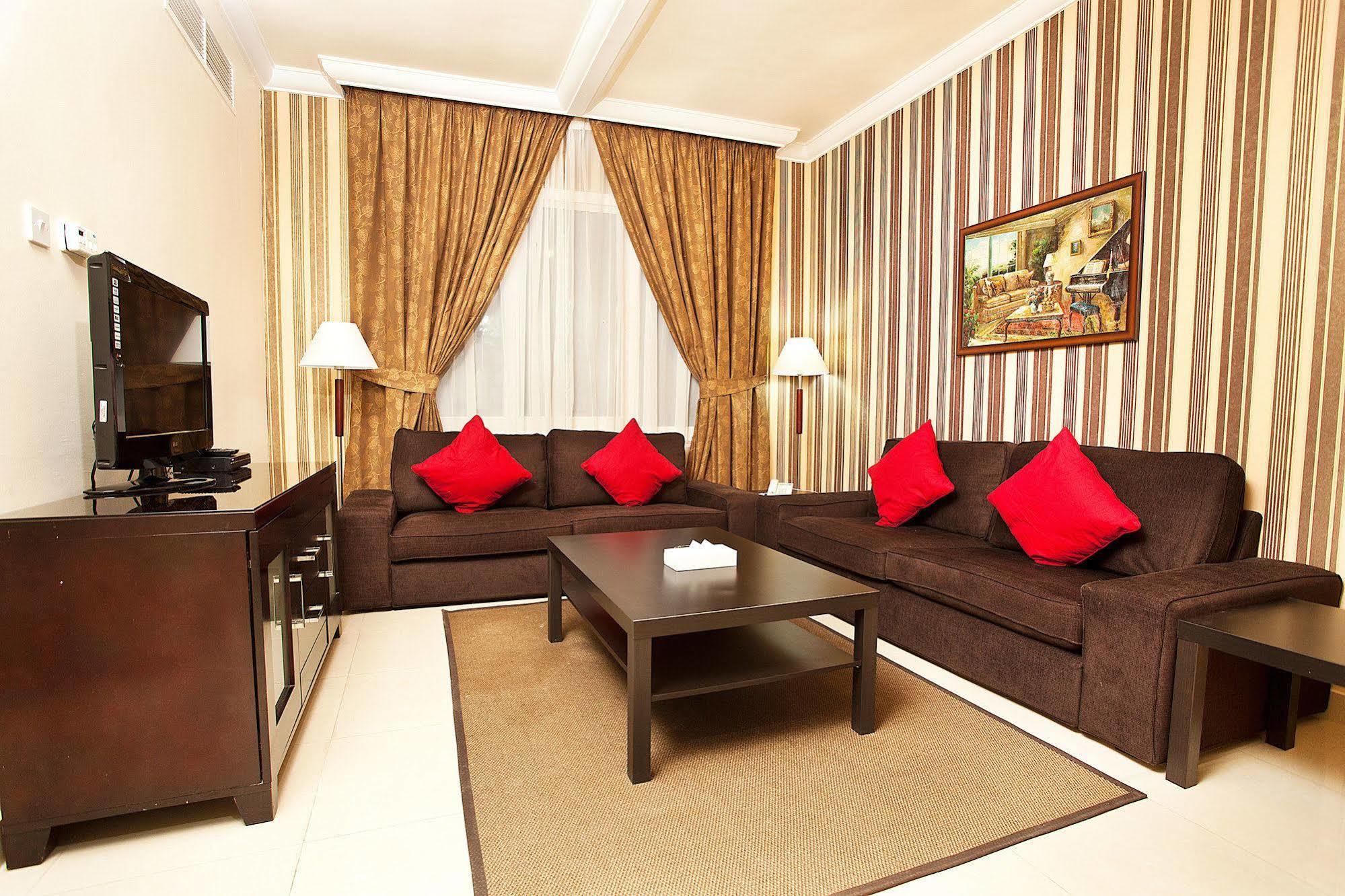 Al Mas Hotel Apartment Дубай Экстерьер фото