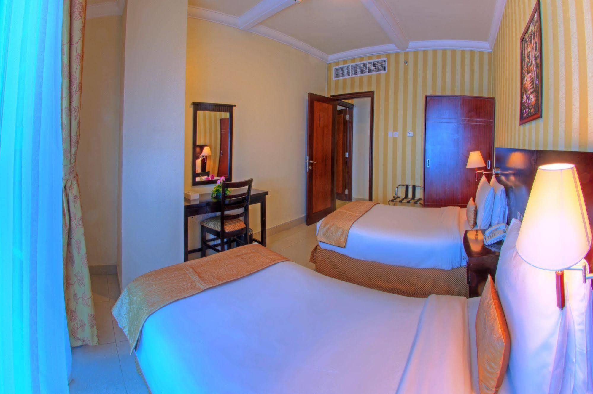 Al Mas Hotel Apartment Дубай Экстерьер фото