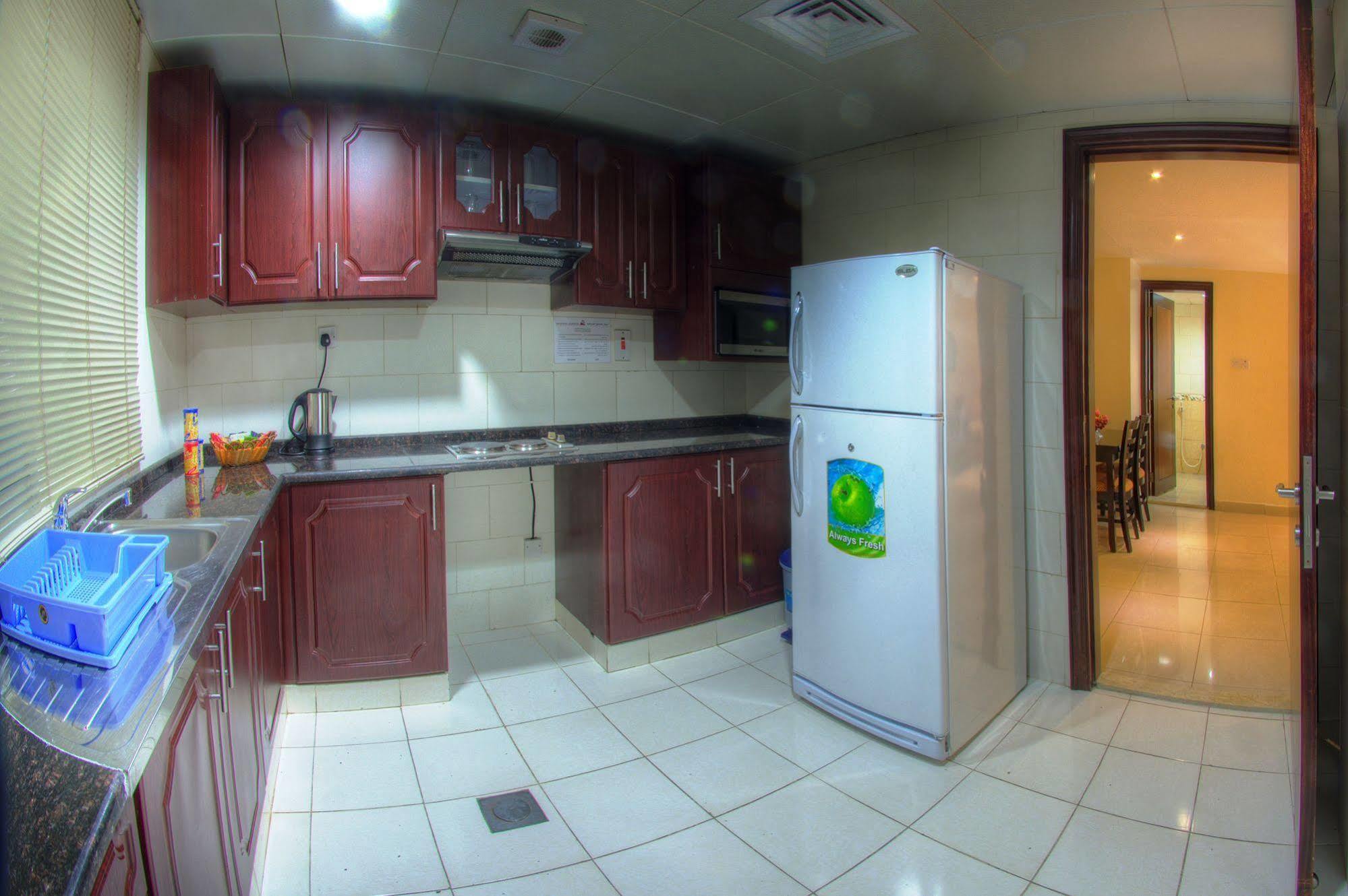 Al Mas Hotel Apartment Дубай Экстерьер фото