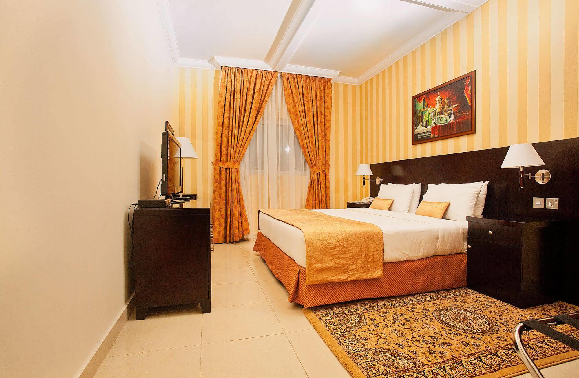 Al Mas Hotel Apartment Дубай Экстерьер фото