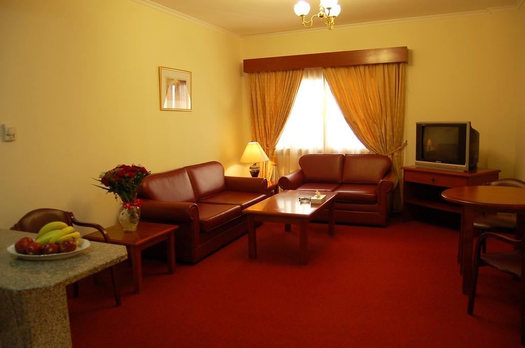 Al Mas Hotel Apartment Дубай Экстерьер фото